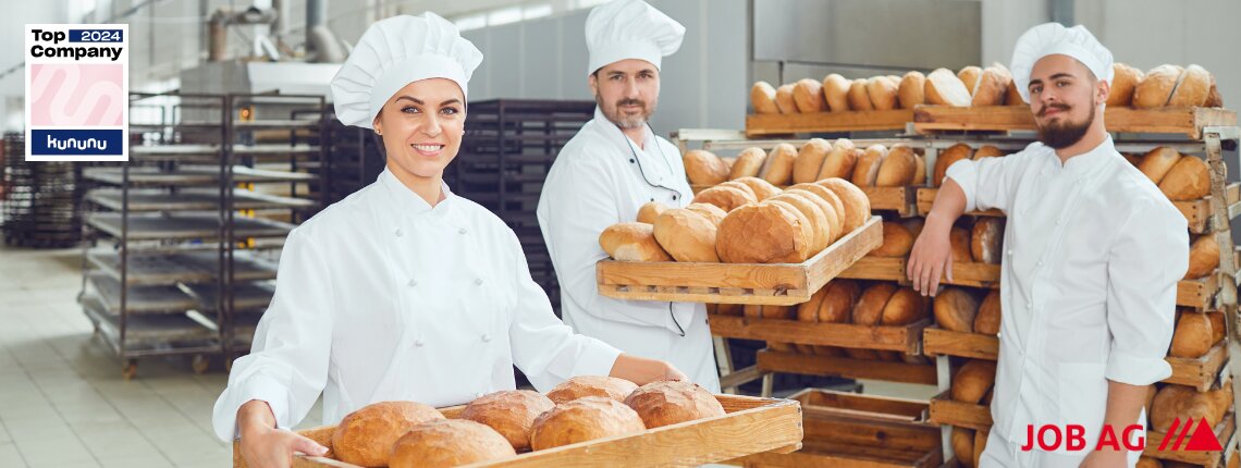 Bäcker im Produktionsbetrieb